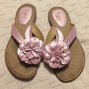 Born sandals